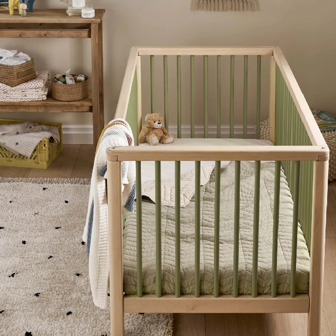Mamas & Papas Solo Cot Bed And Mattress – Green/Natural 5 Mamas & Papas Solo Cot Bed And Mattress – Green/Natural - Image 3