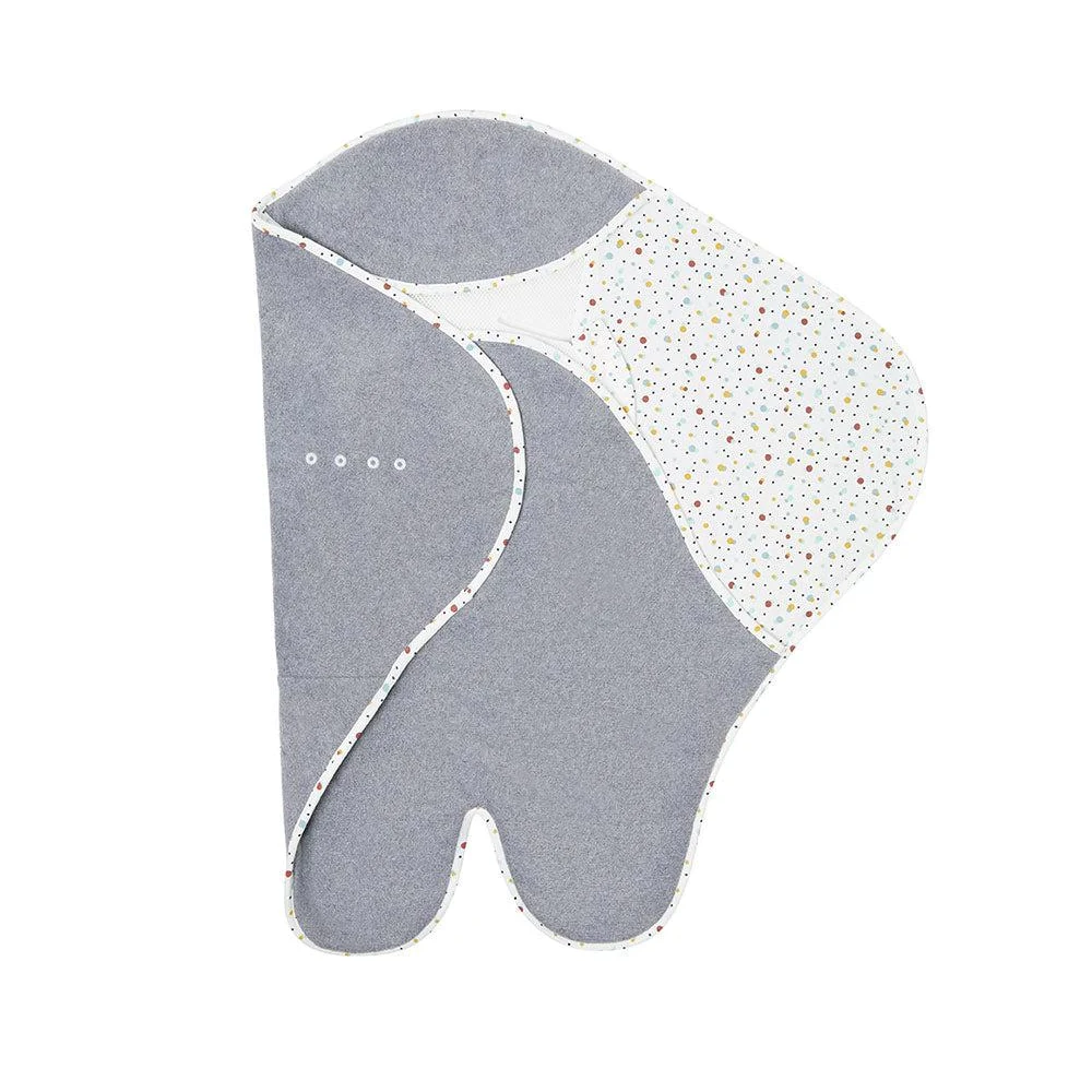 Purflo Cosy Wrap Travel Blanket Scandi Spot 6 Purflo Cosy Wrap Travel Blanket Scandi Spot - Image 4