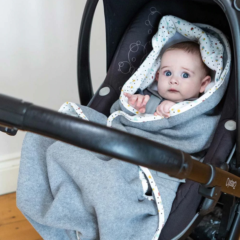 Purflo Cosy Wrap Travel Blanket Scandi Spot 7 Purflo Cosy Wrap Travel Blanket Scandi Spot - Image 5