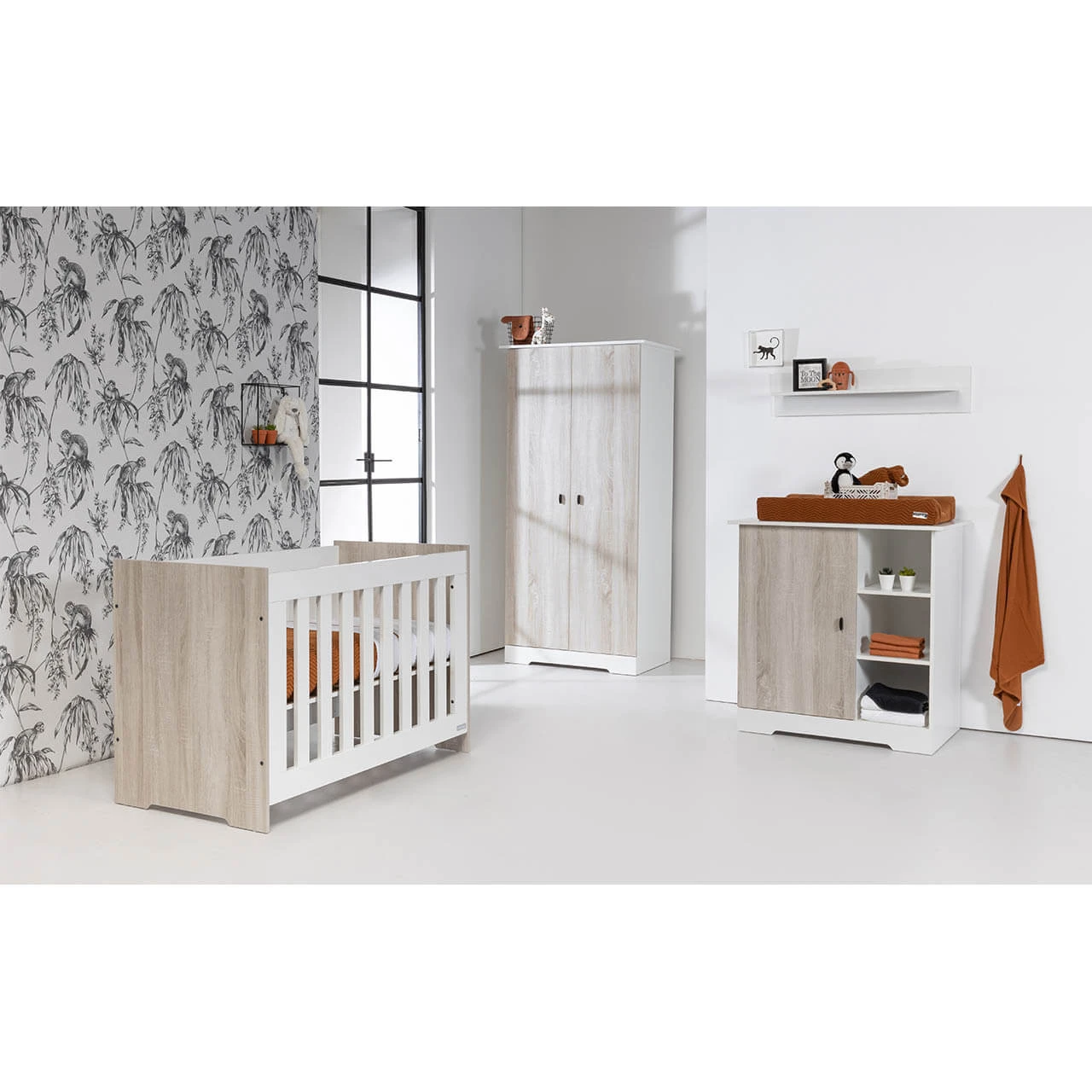 Babystyle Verona 3 Piece Nursery Room Set/Luxury Mattress 3 Babystyle Verona 3 Piece Nursery Room Set/Luxury Mattress