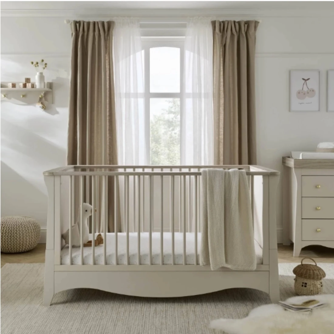 CuddleCo Clara 2 Piece Nursery Furniture Set – Cashmere/Ash 10 CuddleCo Clara 2 Piece Nursery Furniture Set – Cashmere/Ash - Image 8