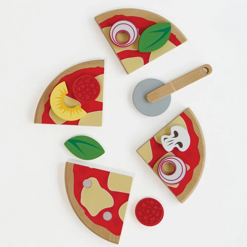 Le Toy Van Wooden Toy Pizza 4 Le Toy Van Wooden Toy Pizza - Image 2