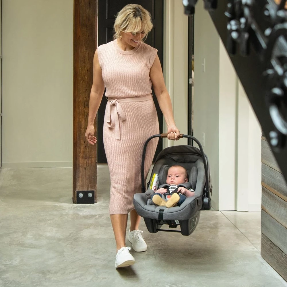 Nuna Pipa Next I-Size Caviar Car Seat 11 Nuna Pipa Next I-Size Caviar Car Seat - Image 9