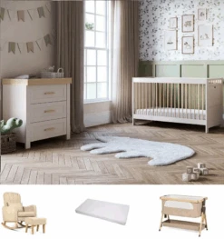 Silver Cross Seville 2+3 Newborn Room Set Bundle – Cashmere/Oak