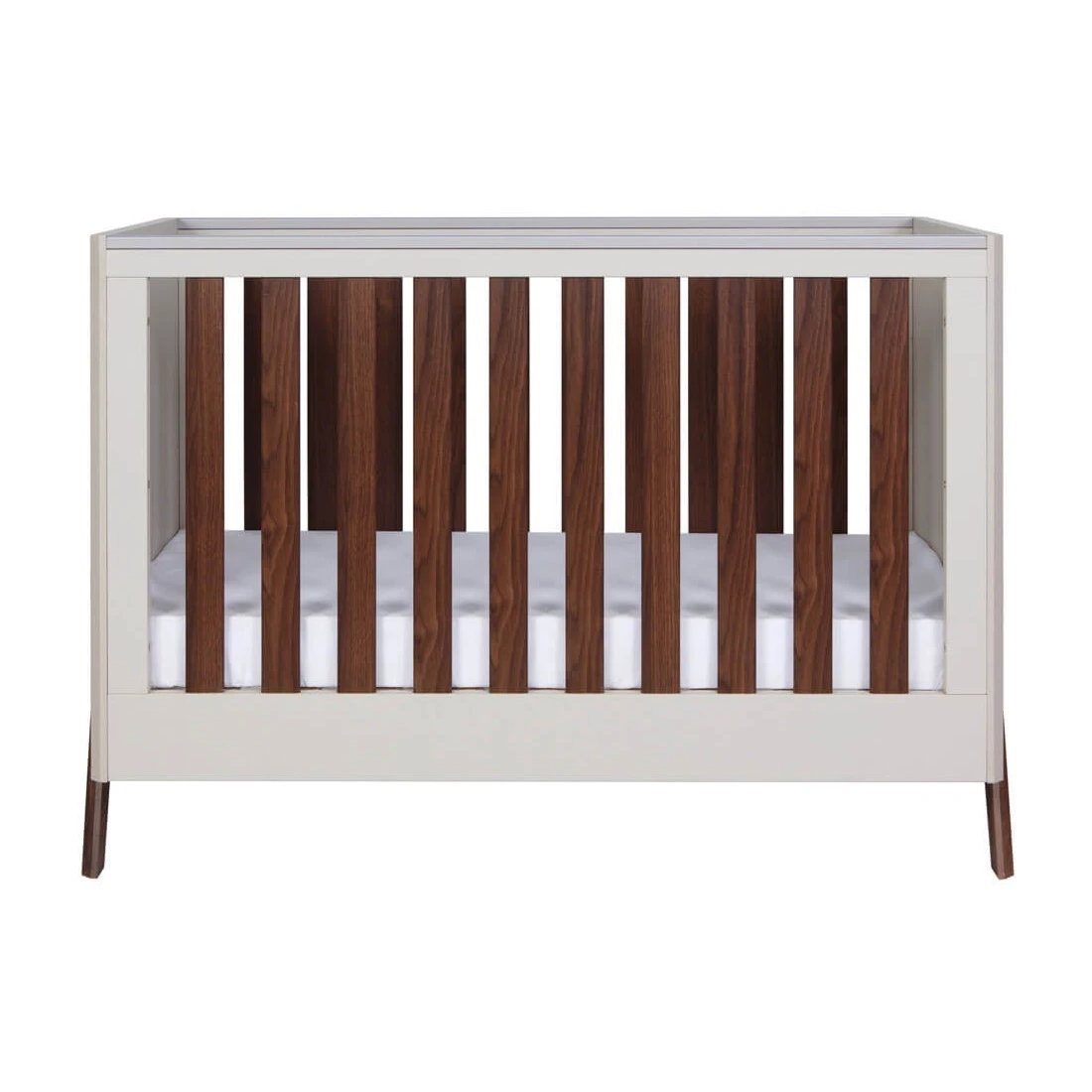 Tutti Bambini Fuori 4in1 2 Piece Nursery Room Set – White Sand/Warm Walnut 5 Tutti Bambini Fuori 4in1 2 Piece Nursery Room Set – White Sand/Warm Walnut - Image 3